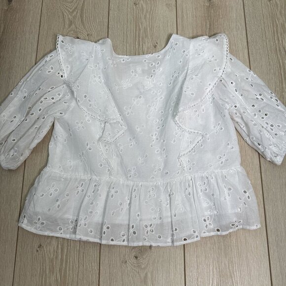 NWT &merci White Eyelet Top Size Large - Picture 2 of 5
